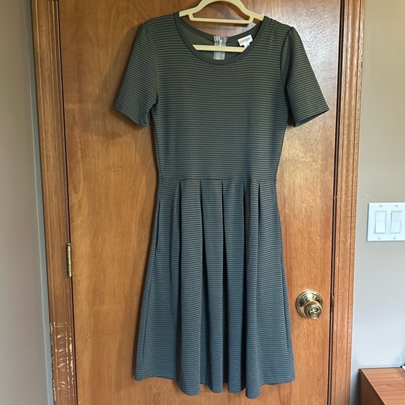 LuLaRoe Green and Blue Pleated Midi Dress - Picture 2 of 5